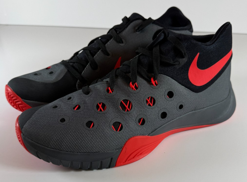Nike Hyperquickness Men's Size 12 Basketball Shoes Black Crimson 749882-060